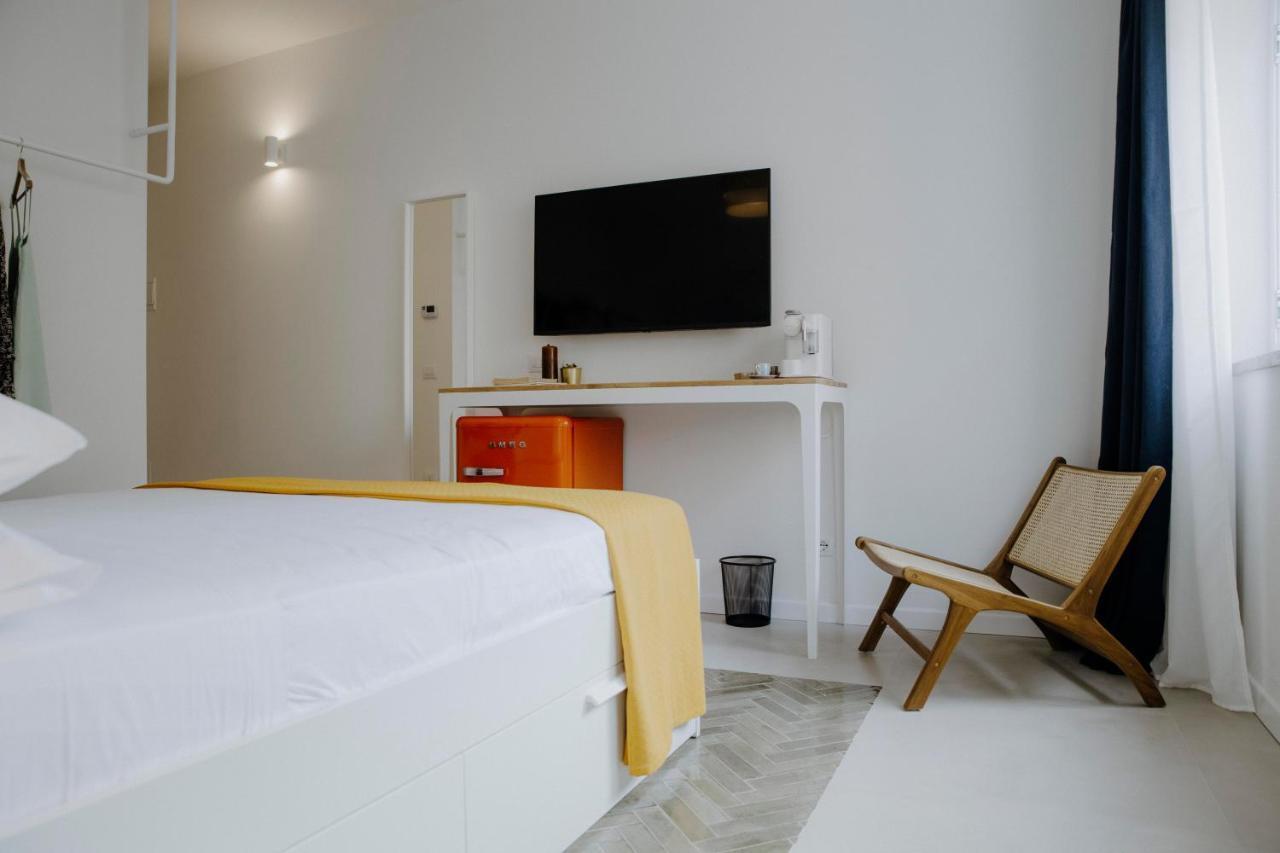 Petrarca17 Guest House A Due Passi Dal Mare Terracina Dış mekan fotoğraf